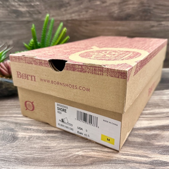 NIB Born Shore Slide Sandal Red Fabric Combo 9M 40.5 - Picture 12 of 12